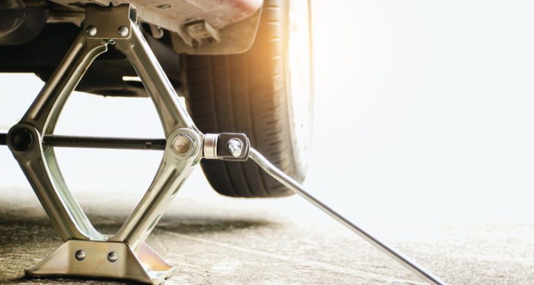 Cric d'automobile : fonctionnement, utilisation et prix | École de ...