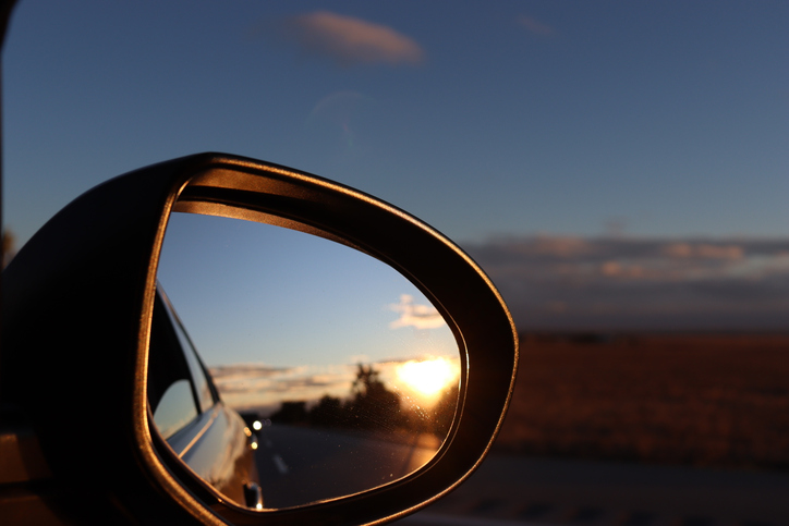 Comment changer un miroir de rétroviseur extérieur ?
