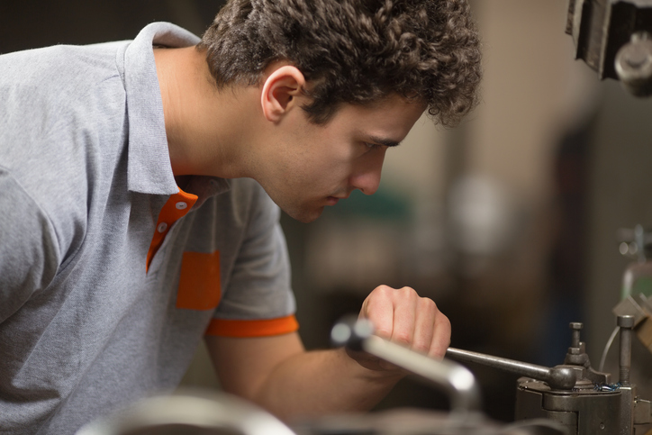 Jeune diplômé d’un DEP en Mécanique automobile