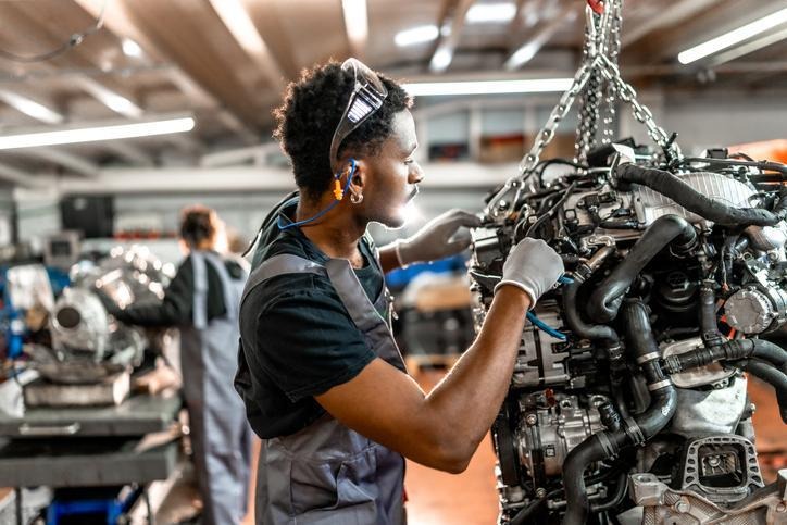 Atelier professionnel pour décrocher un emploi en mécanique à Montréal