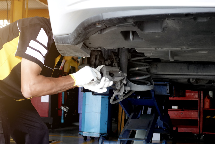 Étudiant accédant à un emploi rapide à Montréal après une formation pratique